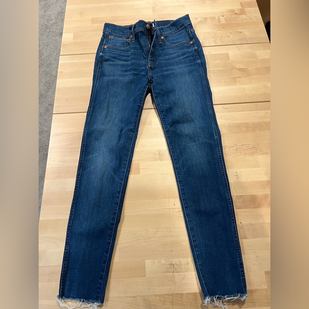 MADEWELL MIDRISE Skinny Jeans with Medium Wash SIZE 28